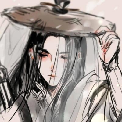 男子遭马犬扑咬神走位躲过